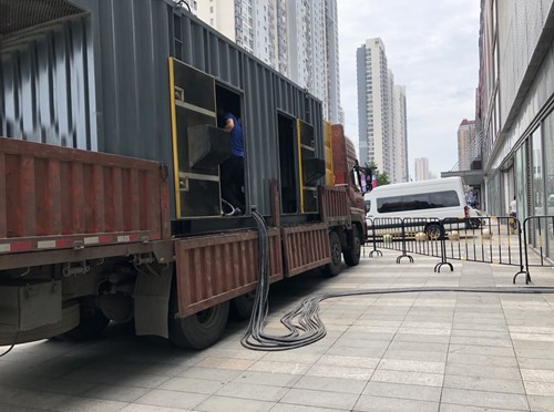 白云柴油发电机空气滤清器在不同季节的更换周期是否有差异？